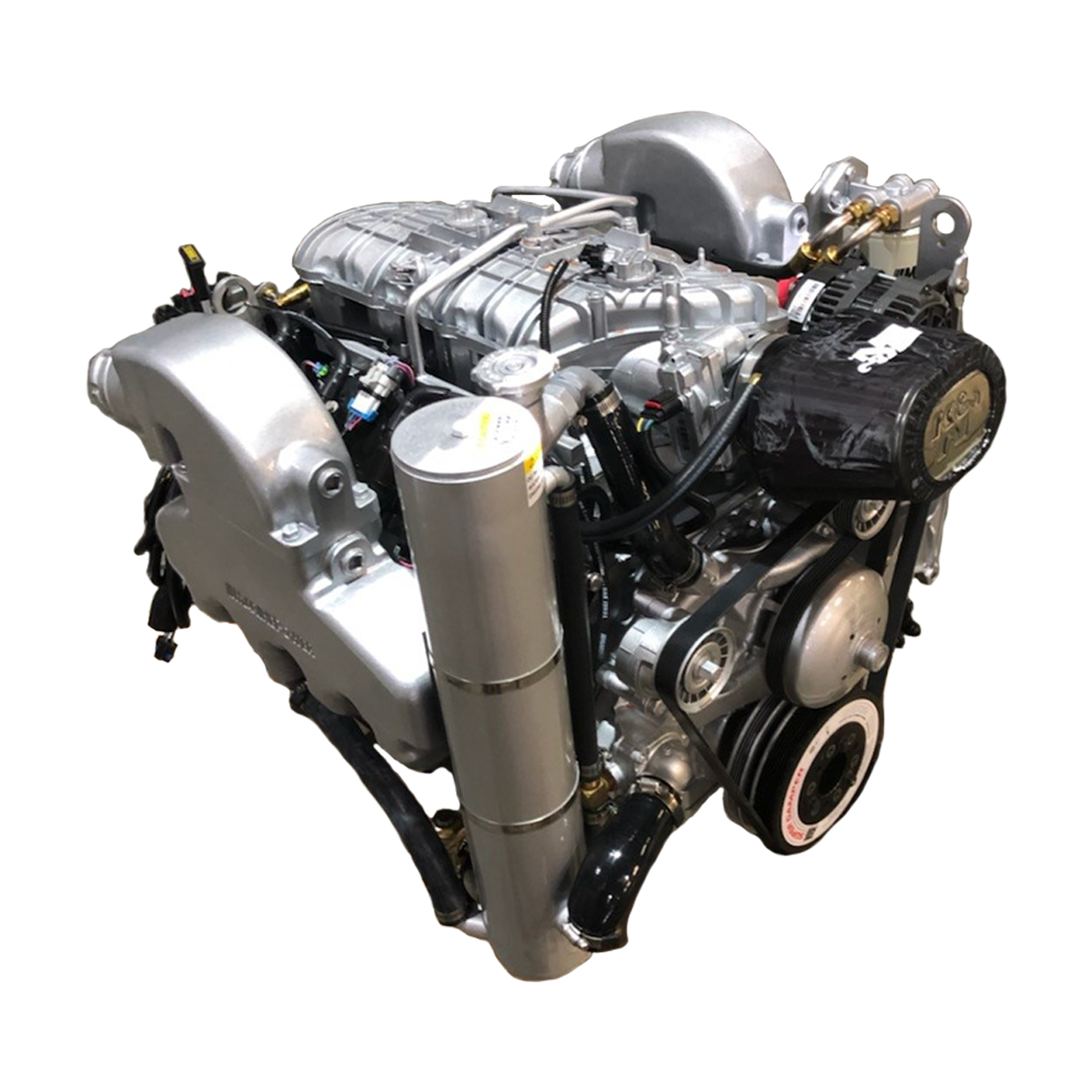 Новый двигатель SportPac LSX объемом 7,4 л с полным многопортовым впрыском топлива SportPac