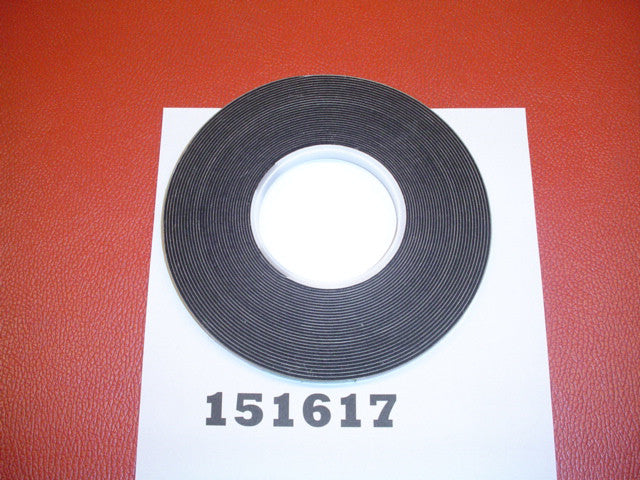 УПЛОТНЕНИЕ-АКВАБЛОК ДЛЯ ПЕРЧАТОЧНОГО ЯЩИКА