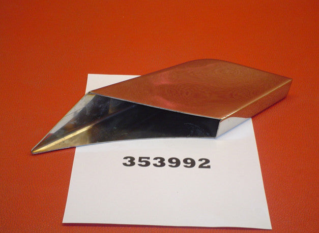 ВЕНТИЛЯЦИОННЫЙ КОЛПАЧОК-ЗАДНЯЯ КРЫШКА SS-ПОРТА 300 '09 - 12 