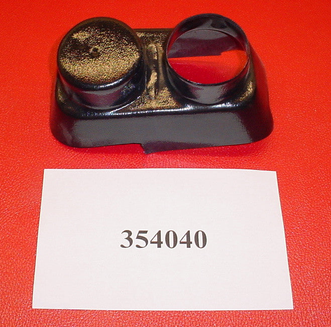 НИЖНЕЕ ОТВЕРСТИЕ КОЛЛЕКТОРА ВЕНТИЛЯЦИОННОЙ КОРОБКИ SS19/PS190/X1 '99-12 