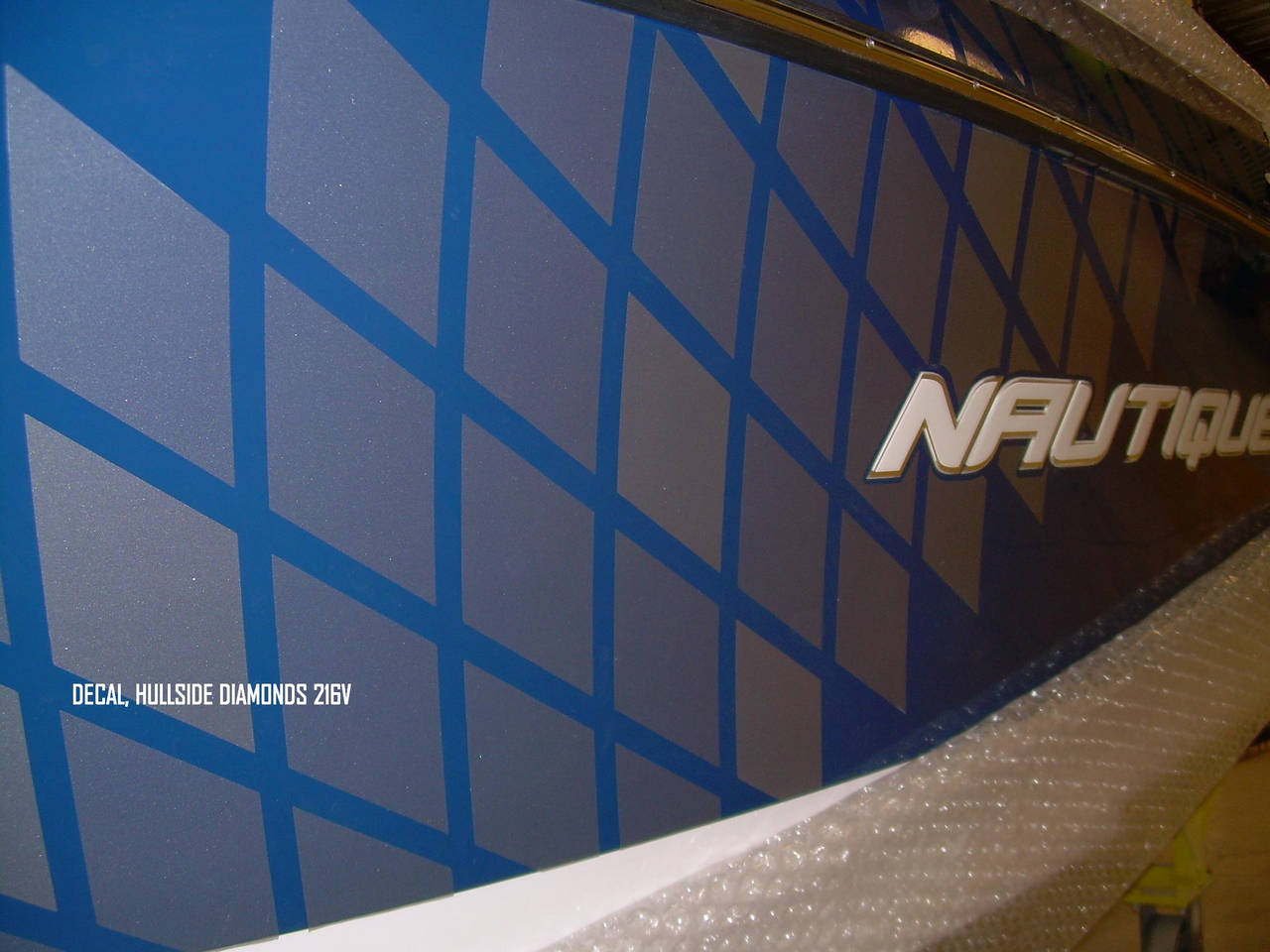 Наклейка с бриллиантами 226 Графика на обочине 226 2009-10