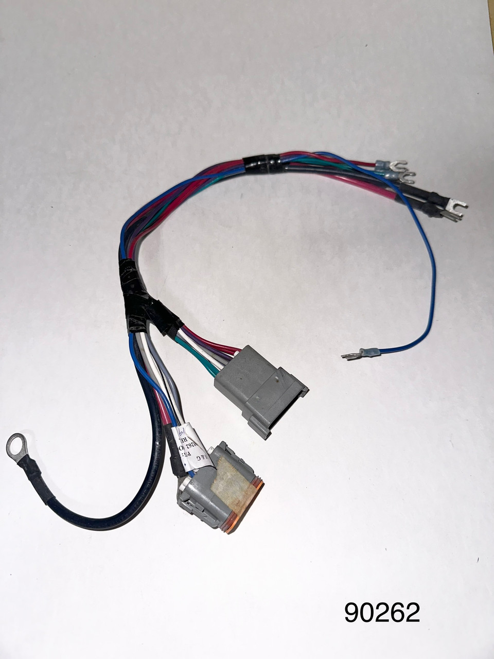 Жгут проводов усилителя динамиков в кабине пилота