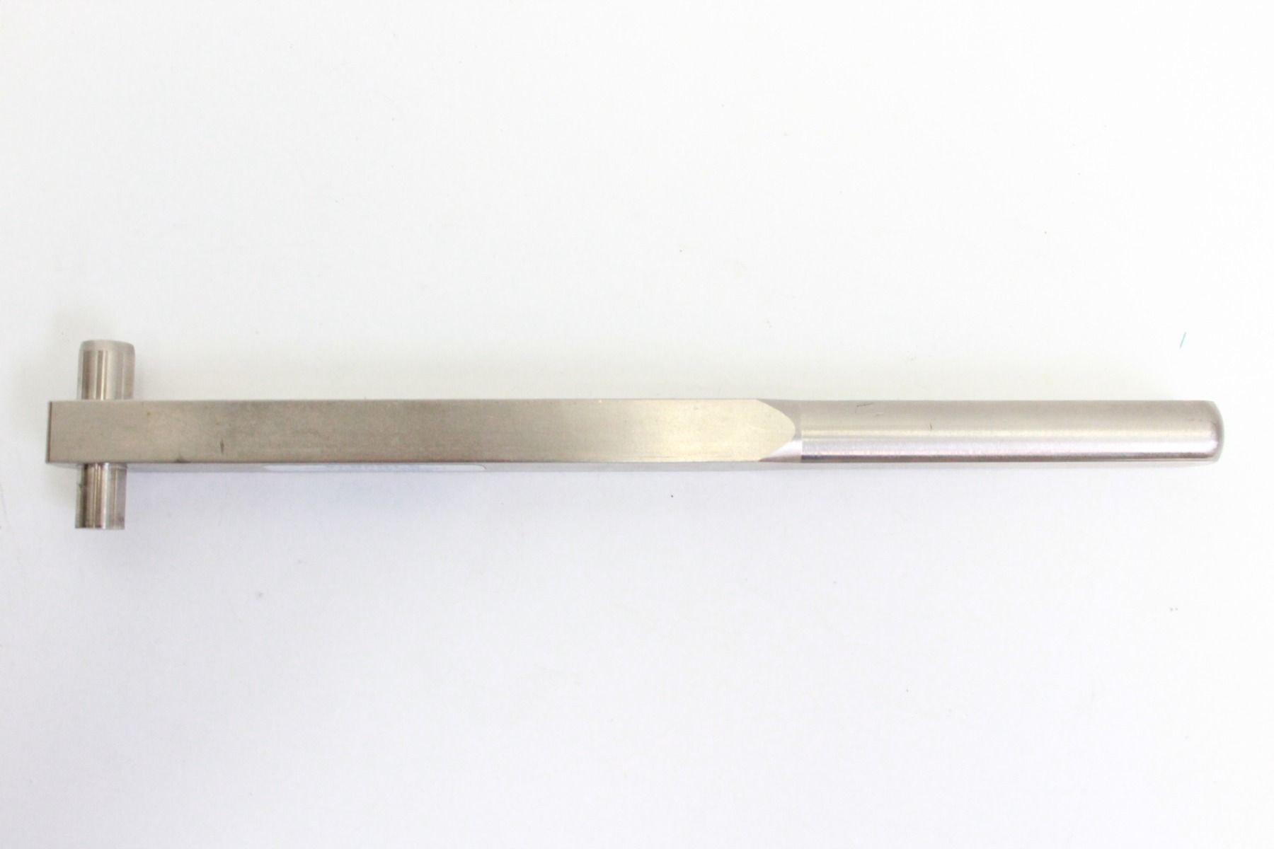 СОЕДИНИТЕЛЬНЫЙ КЛЮЧ