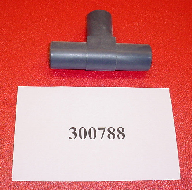 ФИТИНГ-ТРОЙНИК 1.5x1.5x1.5 265 '08-'14 255/X55 '09-'14 