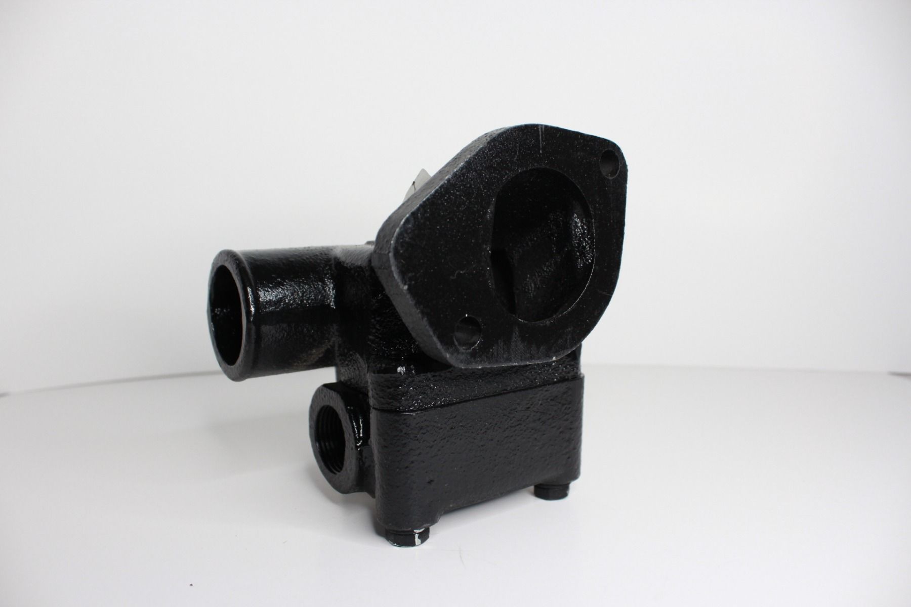 Корпус судового термостата Indmar 351w Ford