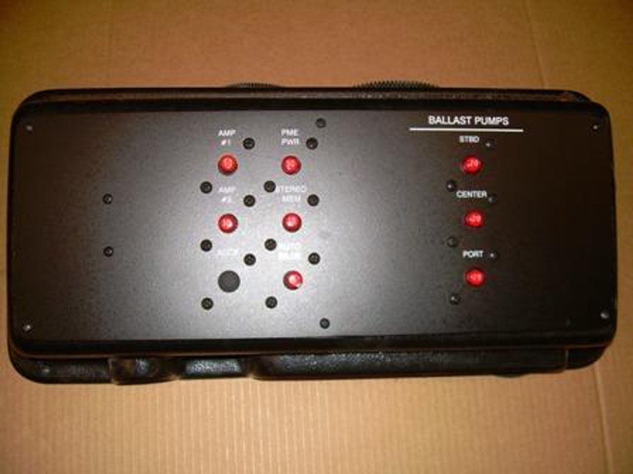 ПАНЕЛЬНЫЙ АВТОМАТИЧЕСКИЙ ВЫКЛЮЧАТЕЛЬ БЕЗ БАТАРЕЙНОГО ВЫКЛЮЧАТЕЛЯ ДЛЯ V-ОБРАЗНОГО ПРИВОДА С ОДНОЙ БАТАРЕЕЙ 2006- NLA