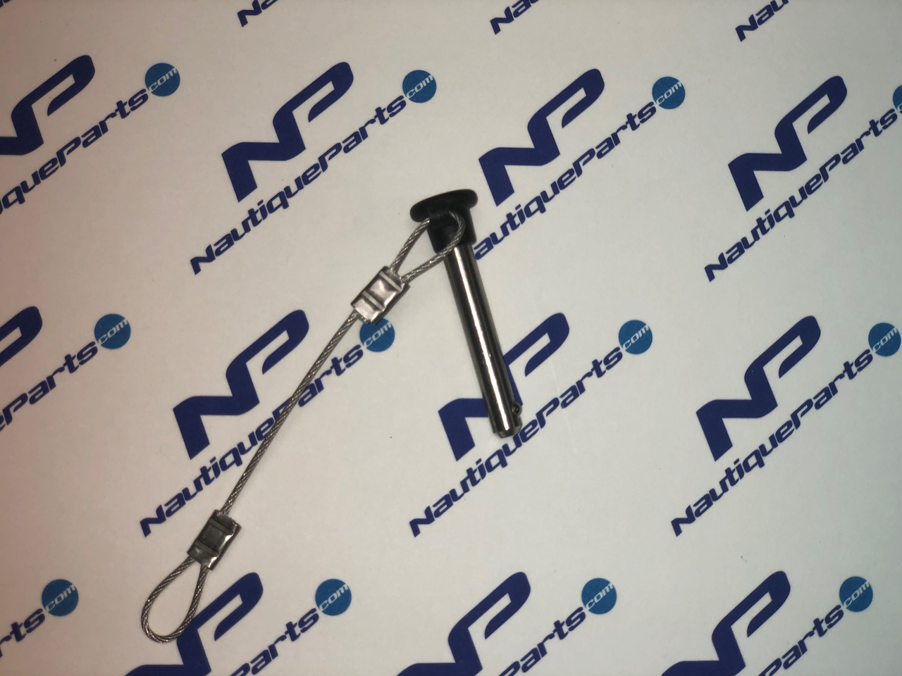 ШТЫРЬ И КАБЕЛЬ ДЛЯ ГРУЗОВОЙ СТОЙКИ Z5 И ЗАЖИМОВ И/ИЛИ КРОНШТЕЙНОВ ROSWELL BIMINI