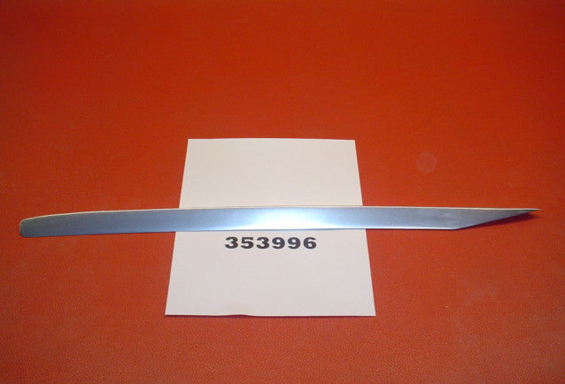 ВЕНТИЛЯЦИОННЫЕ РЕБРА В СЕРЕДИНЕ ЛЕВОГО БОРТА КОРПУСА 2011-12 