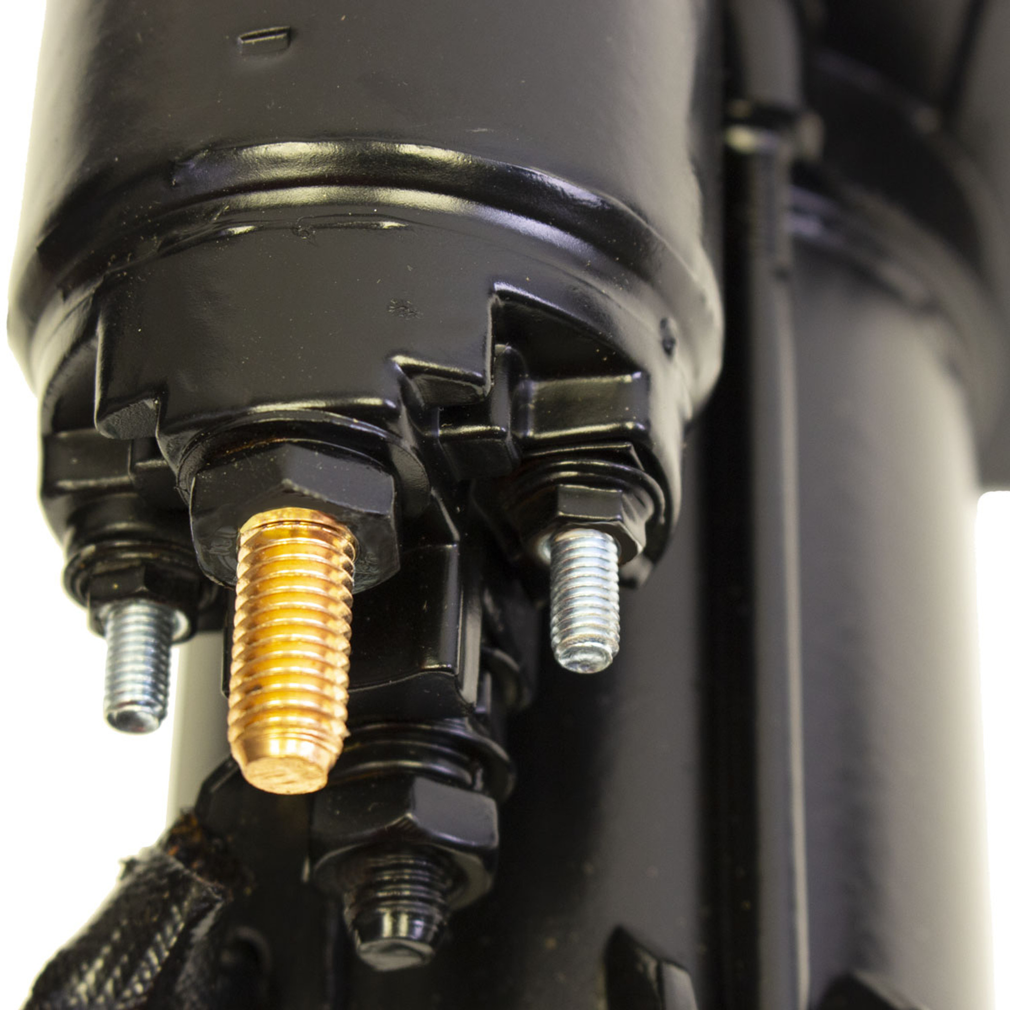 Нижнее крепление стартера (3,0, 4,3 и 5,7 литра)