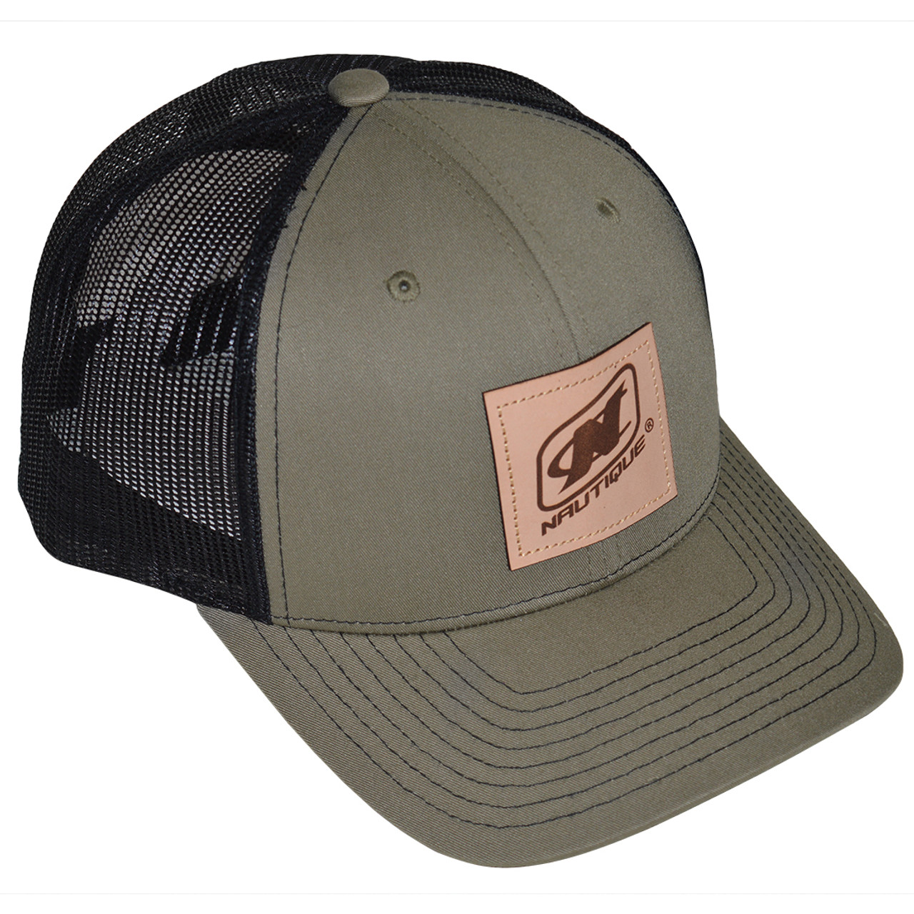 Бейсболка с кожаной нашивкой Nautique