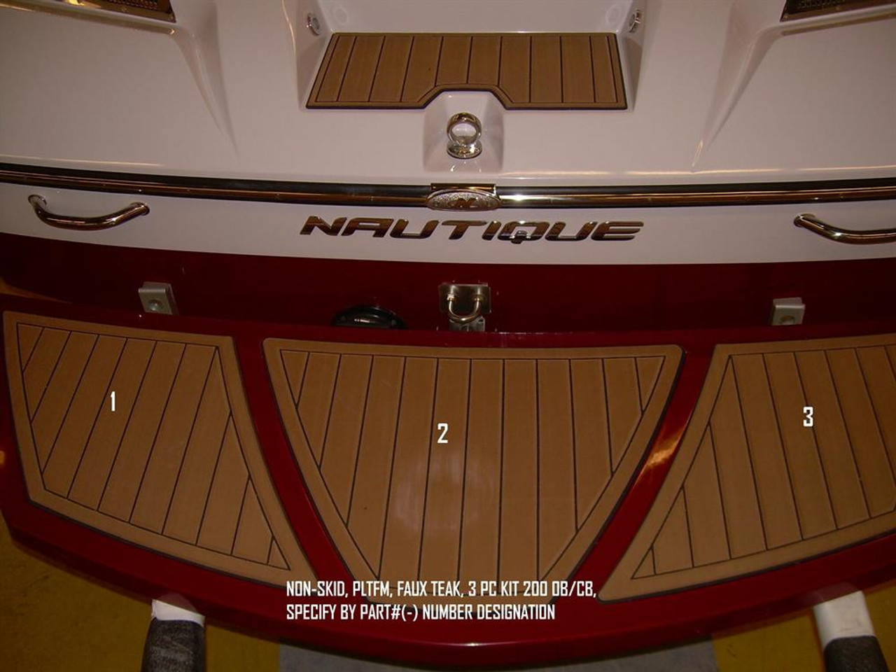 НЕСКОЛЬЗЯЩАЯ, ИЗ ИСКУССТВЕННОГО ТИКА, НЕБОЛЬШАЯ ПЛАТФОРМА 3 шт.