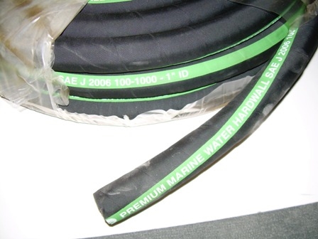 Морской водяной шланг с жесткой стенкой 1" - 2671