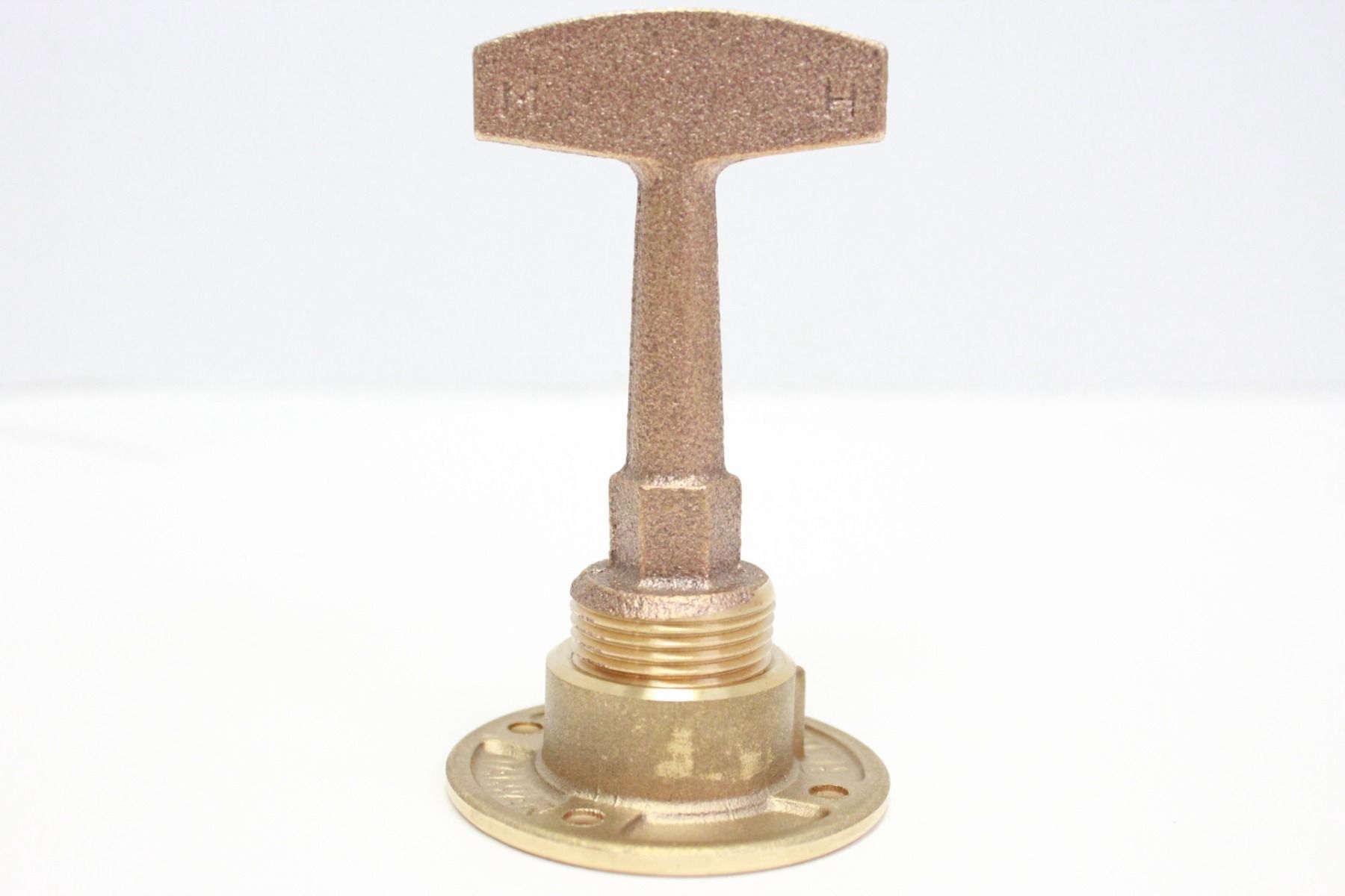 ТРОЙНИК СЛИВНОЙ ПРОБКИ В СБОРЕ