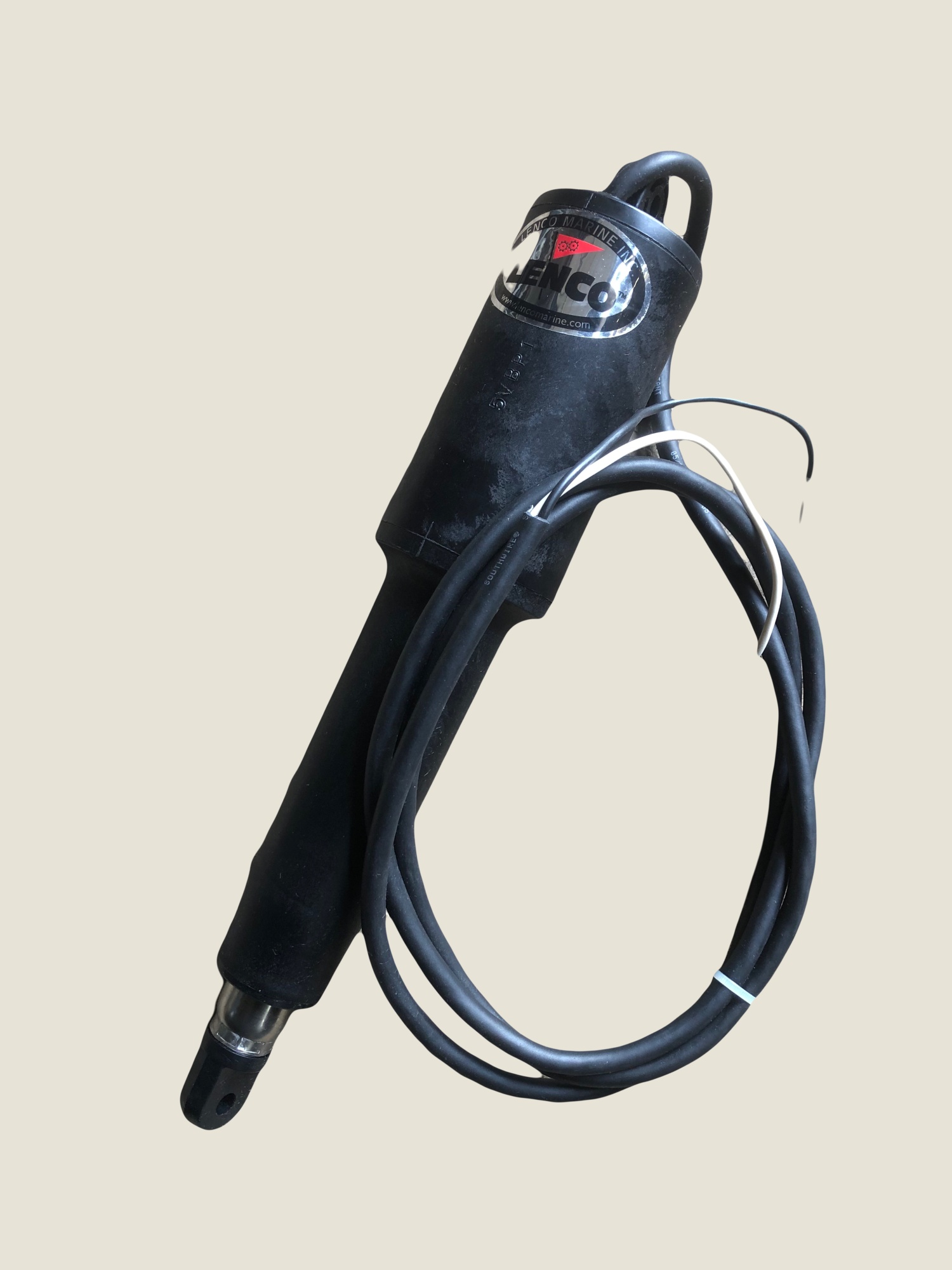 Привод-актуатор транцевых плит (короткий низкоскоростной) LENCO