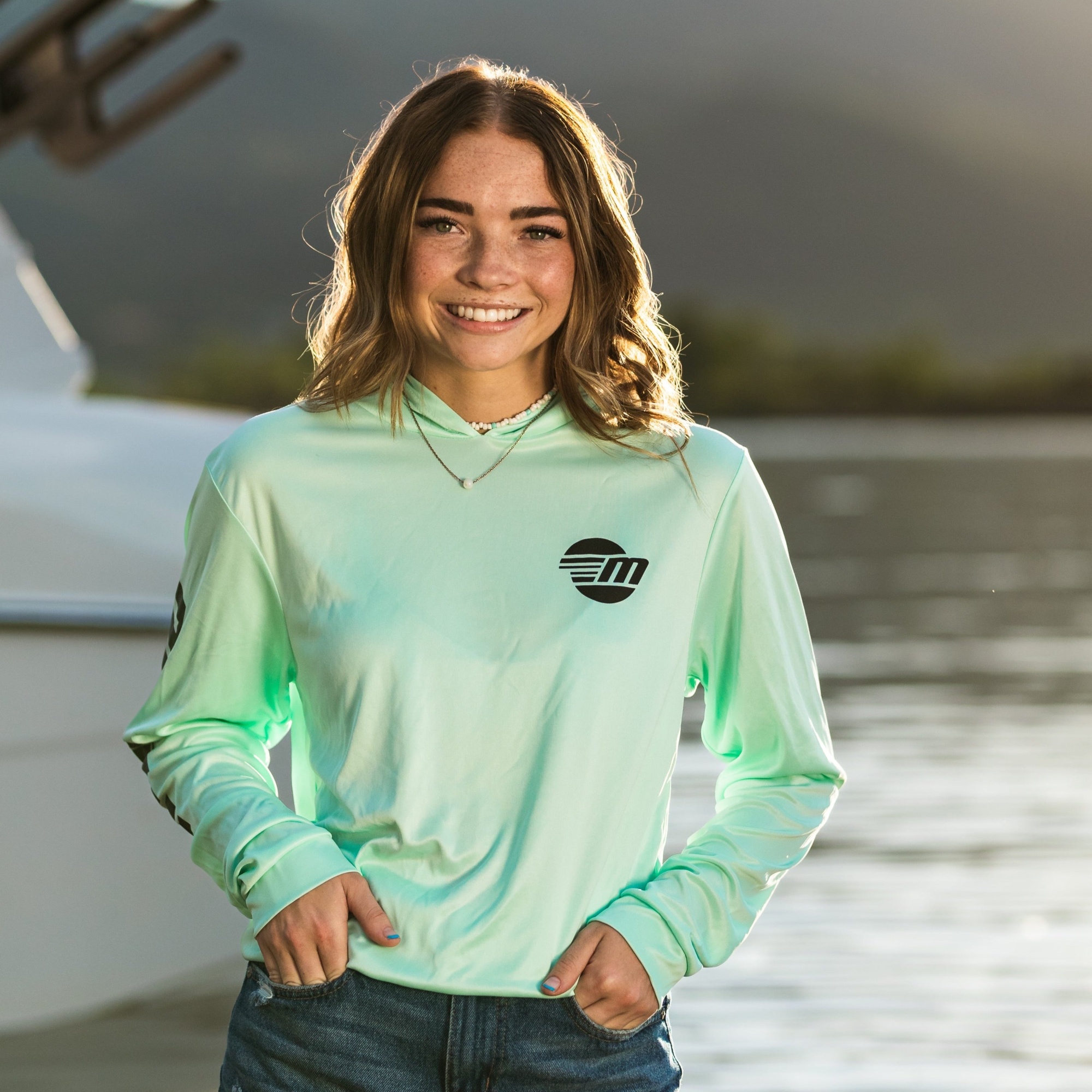 Футболка с капюшоном Shredder Sun Hoodie LS