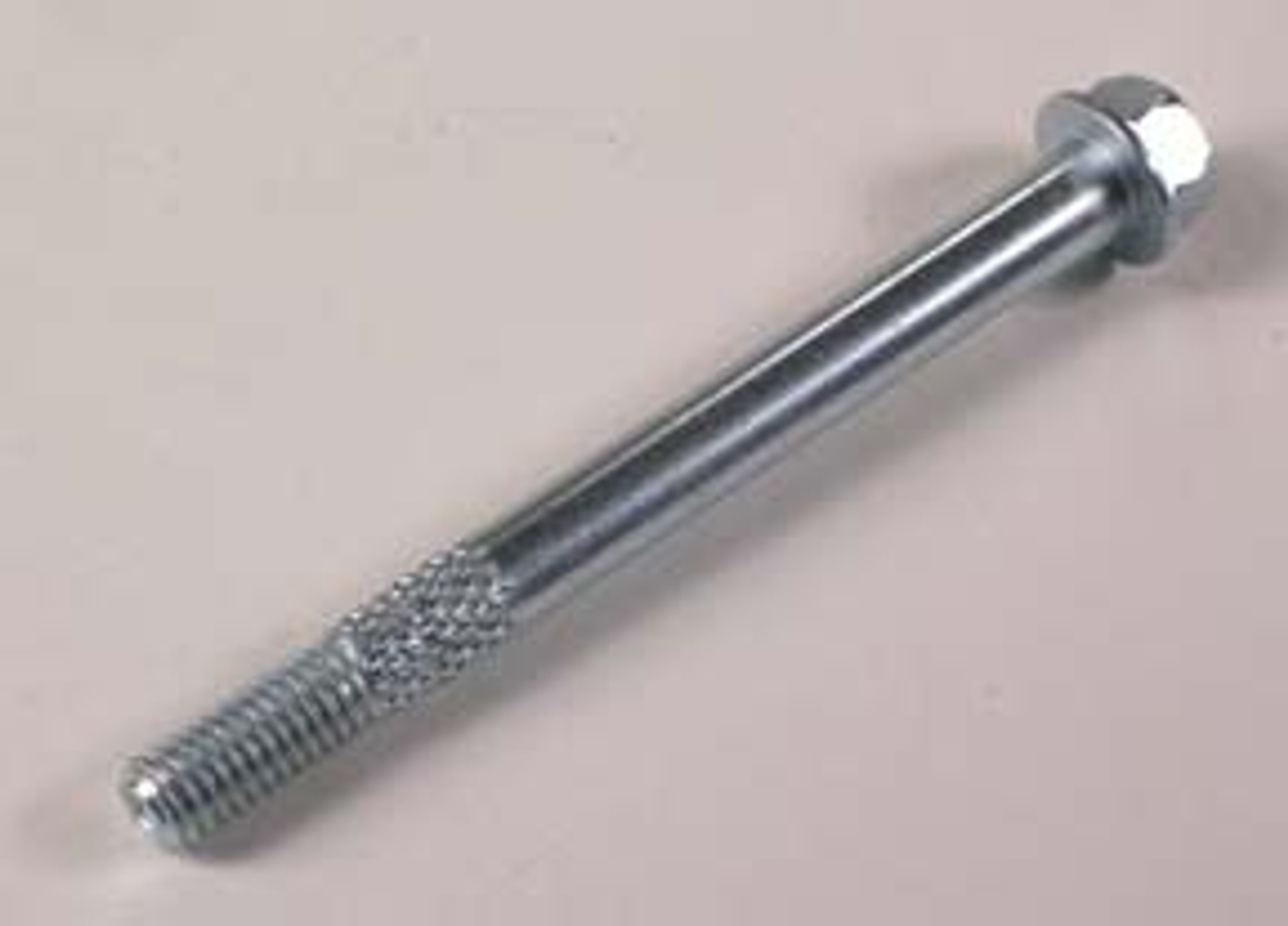 Болт стартера