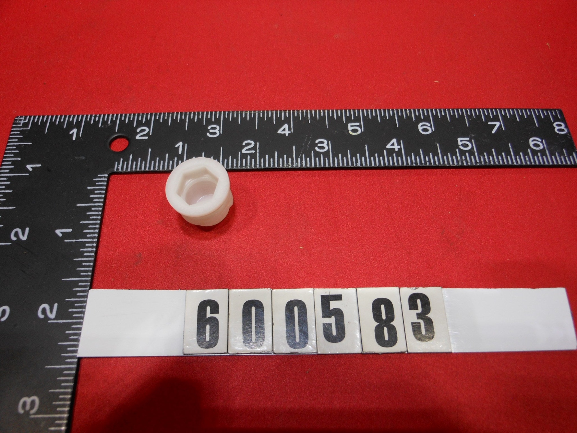 "РЕСИВЕР-РЕГУЛИРУЕМАЯ СИСТЕМА БЫСТРОГО КРЕПЛЕНИЯ '15 (НАКЛАДКИ НА ПРИБОРНУЮ ПАНЕЛЬ NXT, НЕСКОЛЬКО ПОДУШЕК НА ЗАДНИХ СИДЕНЬЯХ)"