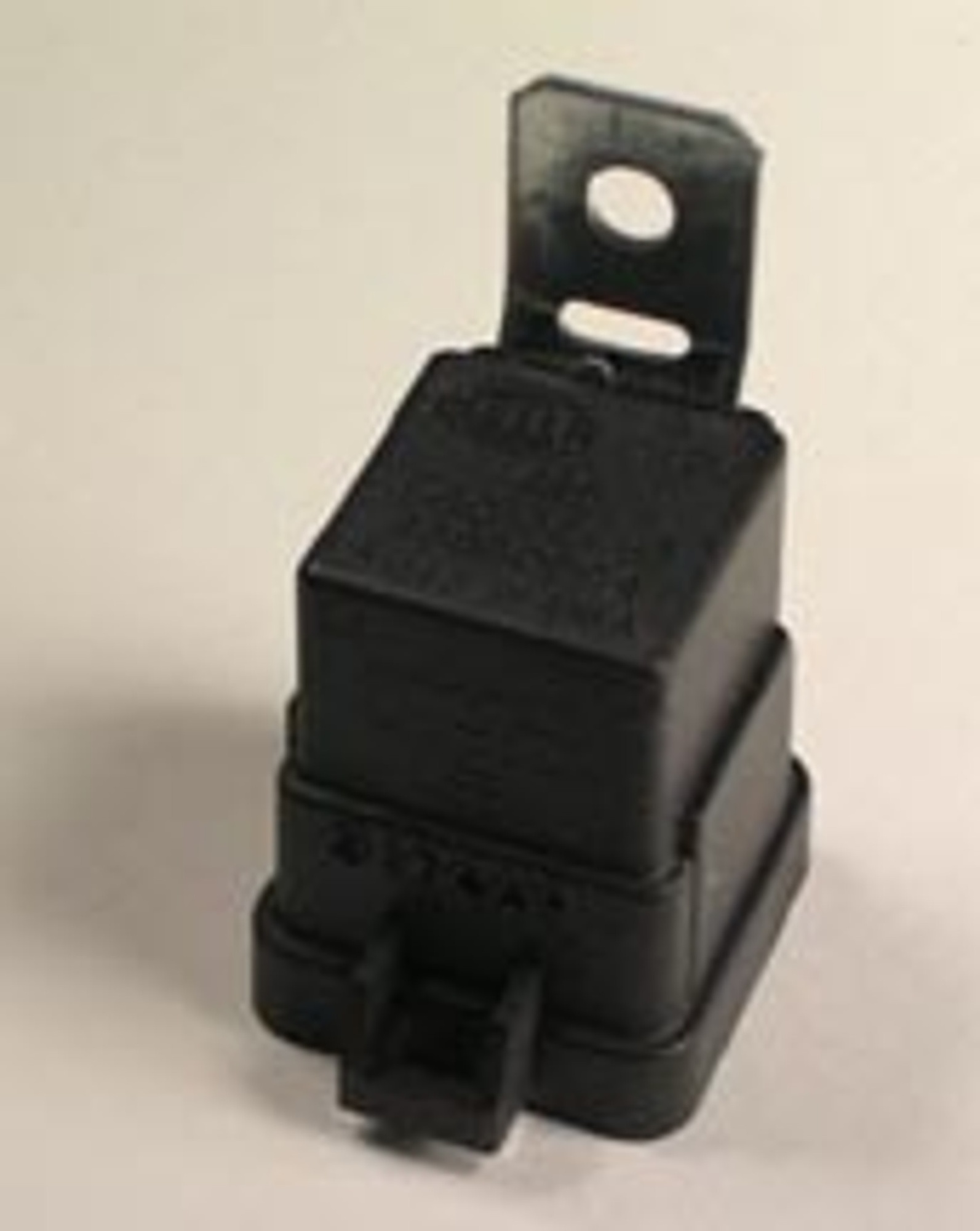 Реле стартера (карбюраторное)