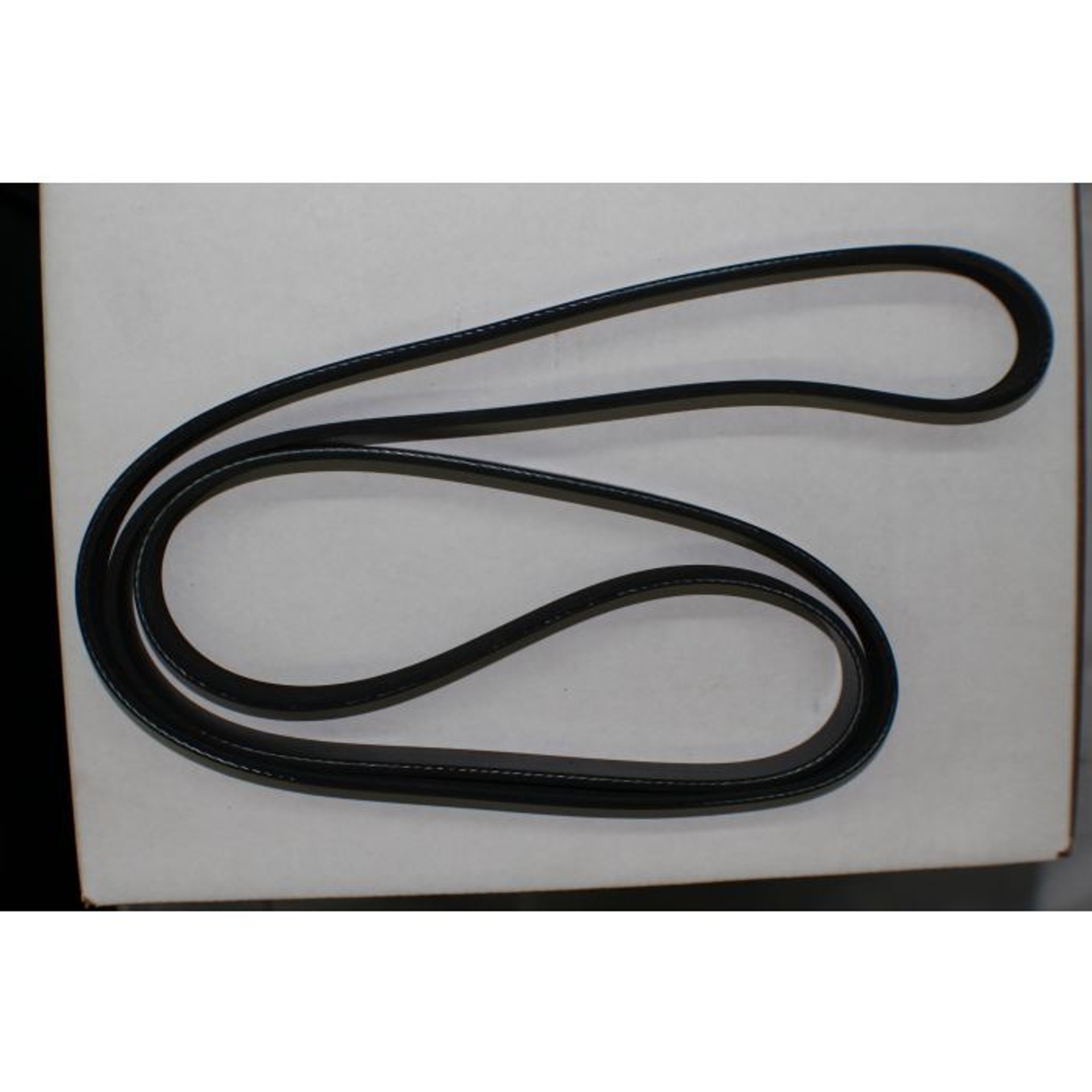 Змеевидный ремень генератора переменного тока (Пресолит)