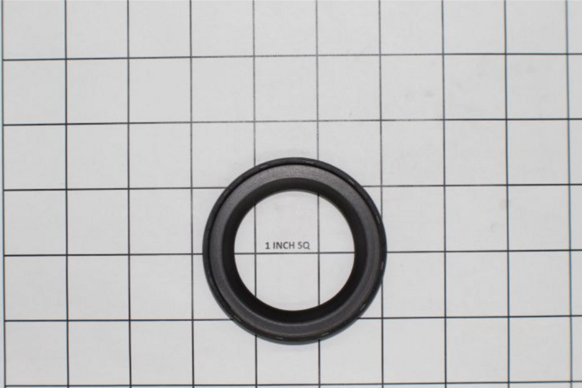 УПЛОТНИТЕЛЬ ПЕРЕДНИЙ LY-6